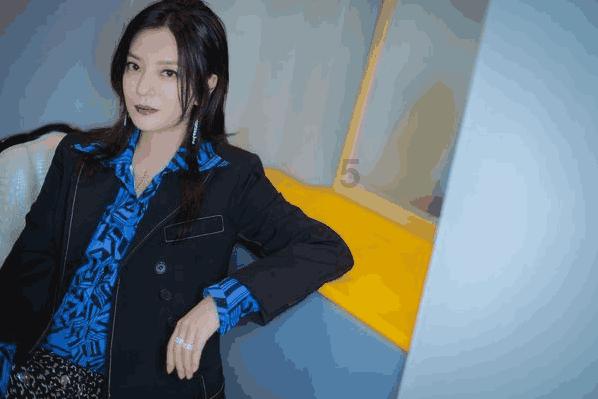 快乐游乐园女孩