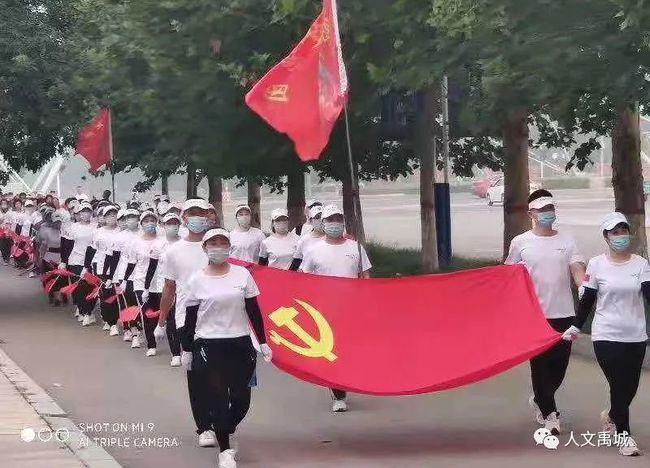 破碎的动物图形